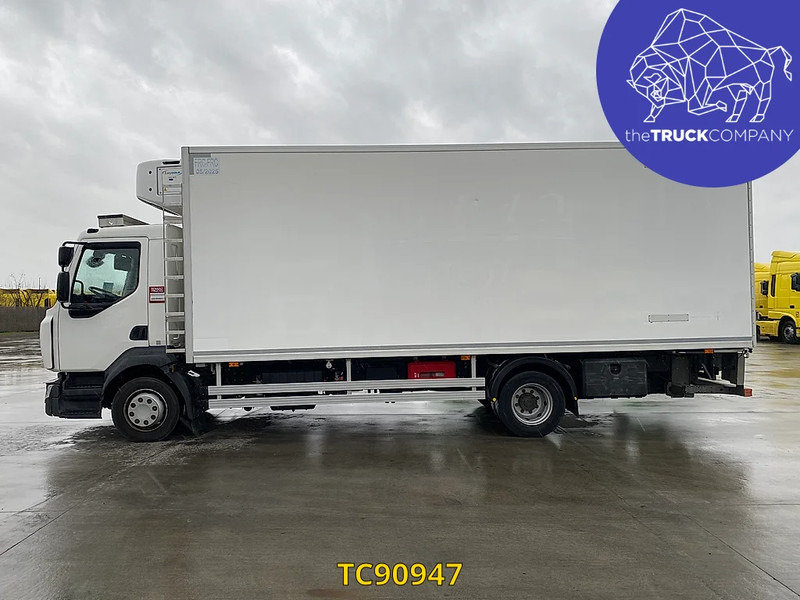 Renault D 210 - Hűtős teherautó: 2 kép. Renault D 210 - Hűtős teherautó: 2 kép.