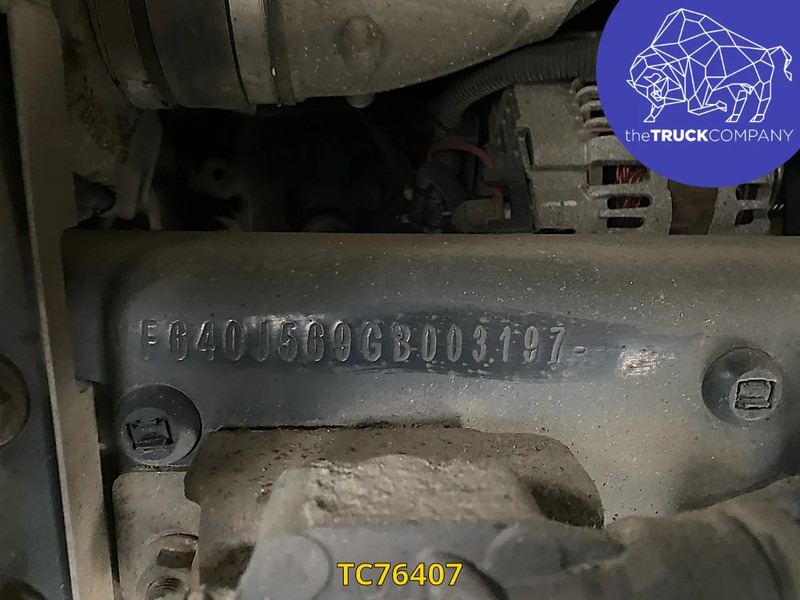 Hűtős teherautó Renault D 210: 12 kép.