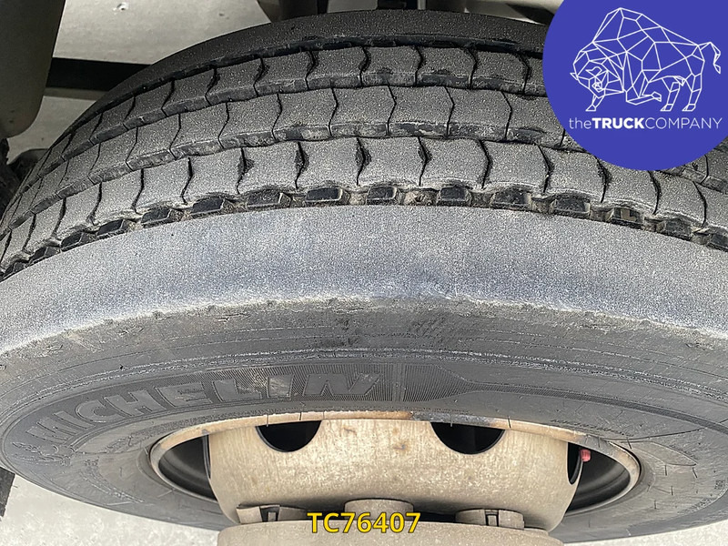 Renault D 210 - Hűtős teherautó: 2 kép. Renault D 210 - Hűtős teherautó: 2 kép.