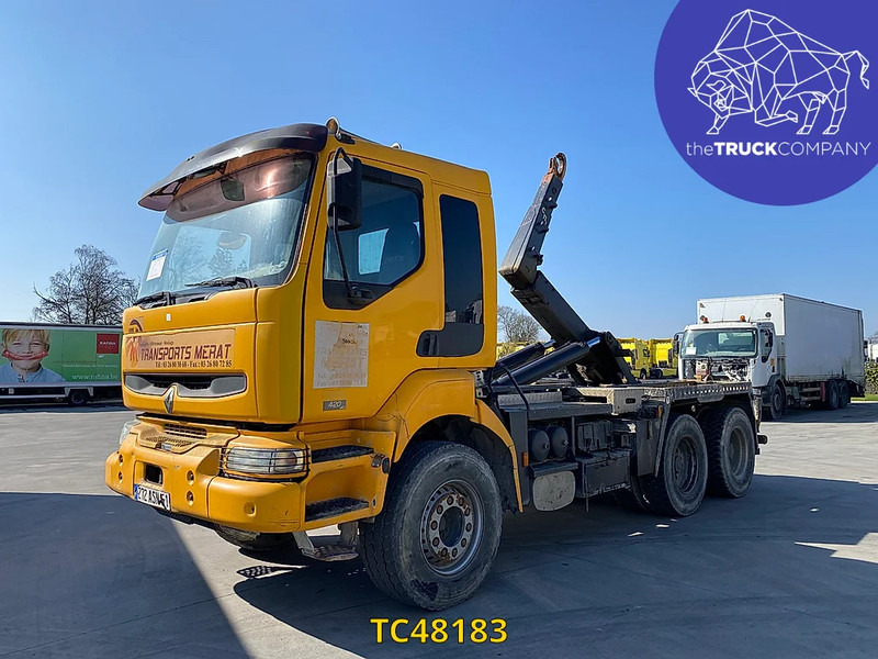 Renault Kerax 420 - Cserefelépítményes teherautó: 1 kép. Renault Kerax 420 - Cserefelépítményes teherautó: 1 kép.