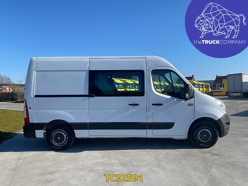 Renault Master 130 - Minibusz, Kisbusz: 2 kép. Renault Master 130 - Minibusz, Kisbusz: 2 kép.