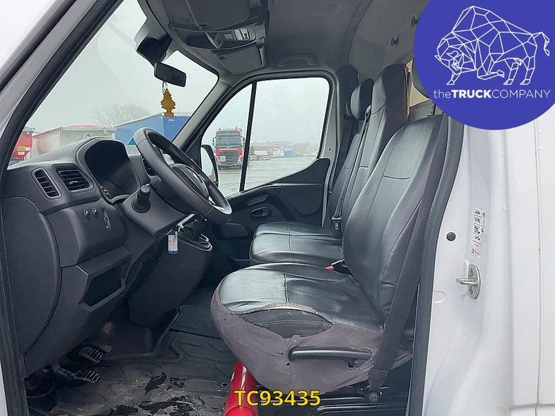 Renault Master - Furgon: 3 kép. Renault Master - Furgon: 3 kép.
