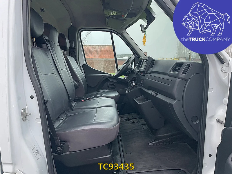 Renault Master - Furgon: 4 kép. Renault Master - Furgon: 4 kép.