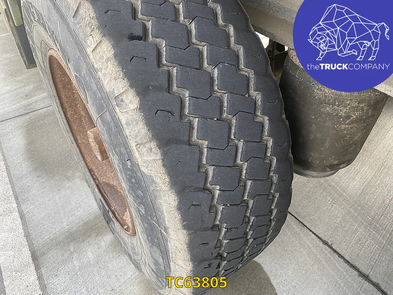 Stas - Félpótkocsi billenőplatós: 4 kép. Stas - Félpótkocsi billenőplatós: 4 kép.