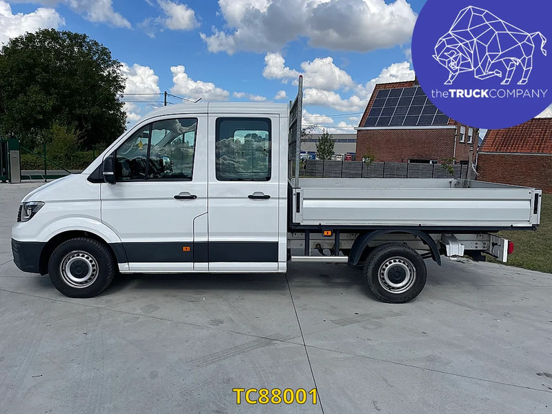 Volkswagen Crafter 2.0 TDI DUBBELE CABINE - OPEN LAADBAK - Platós kisteherautó: 2 kép. Volkswagen Crafter 2.0 TDI DUBBELE CABINE - OPEN LAADBAK - Platós kisteherautó: 2 kép.