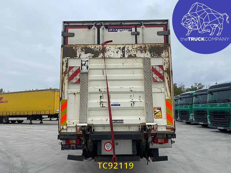 Volvo FM 330 - Hűtős teherautó: 3 kép. Volvo FM 330 - Hűtős teherautó: 3 kép.