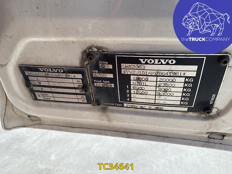 Volvo FM 330 - Hűtős teherautó: 3 kép. Volvo FM 330 - Hűtős teherautó: 3 kép.