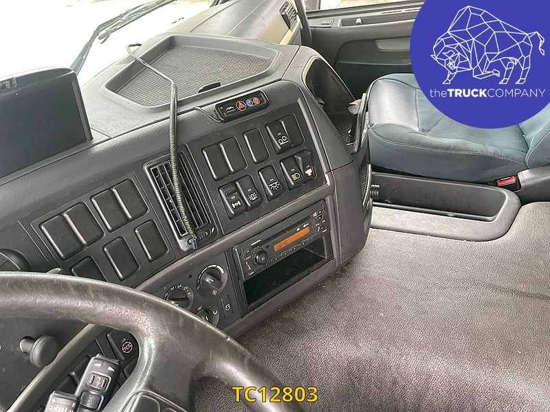 Volvo FM 410 - Hűtős teherautó: 3 kép. Volvo FM 410 - Hűtős teherautó: 3 kép.
