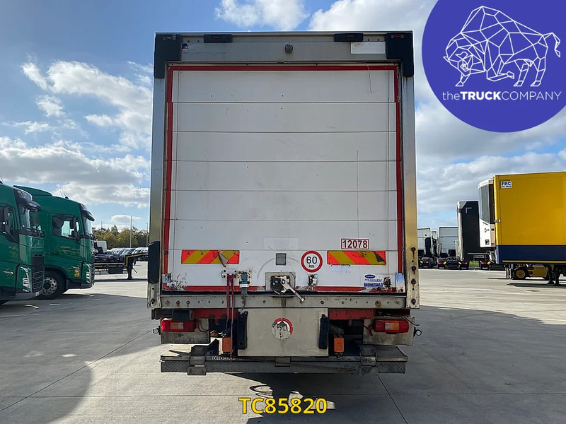 Volvo FM 410 - Hűtős teherautó: 3 kép. Volvo FM 410 - Hűtős teherautó: 3 kép.