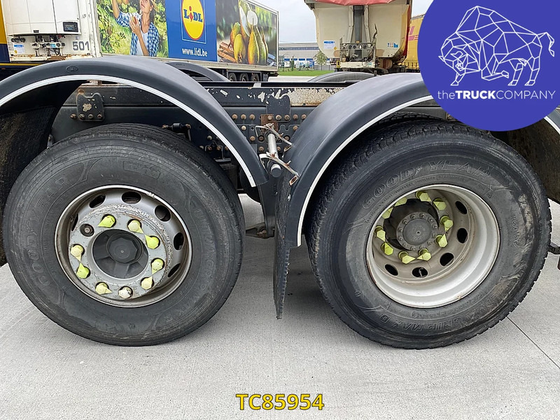 Alvaz teherautó Volvo FMX 370: 20 kép.