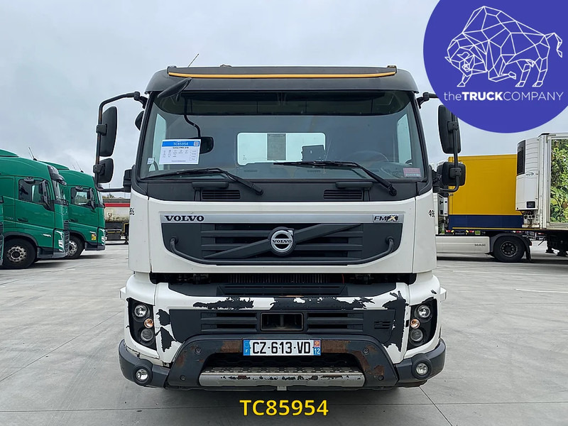 Alvaz teherautó Volvo FMX 370: 7 kép.