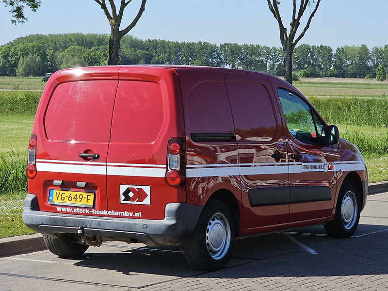 Citroën Berlingo 1.6 HDI - Kis furgon: 3 kép. Citroën Berlingo 1.6 HDI - Kis furgon: 3 kép.