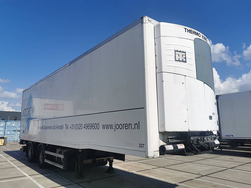 D-Tec CTD-35-02B - Félpótkocsi hűtős: 3 kép. D-Tec CTD-35-02B - Félpótkocsi hűtős: 3 kép.