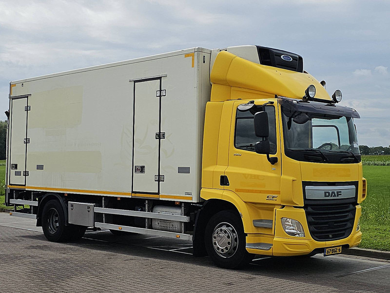 DAF CF 220 CARRIER LIFT DOORS - Hűtős teherautó: 5 kép. DAF CF 220 CARRIER LIFT DOORS - Hűtős teherautó: 5 kép.