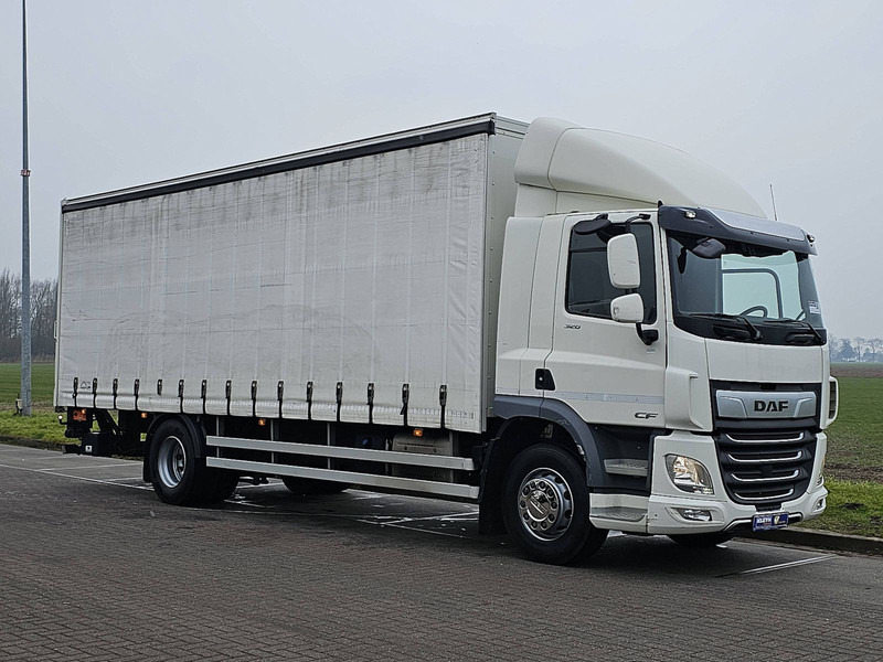 DAF CF 320 Dhollandia 2 ton - Ponyvás teherautó: 5 kép. DAF CF 320 Dhollandia 2 ton - Ponyvás teherautó: 5 kép.