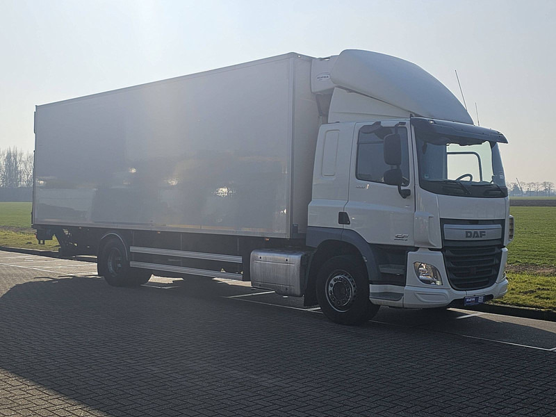 DAF CF 400 CARRIER SUPRA 550 - Hűtős teherautó: 5 kép. DAF CF 400 CARRIER SUPRA 550 - Hűtős teherautó: 5 kép.