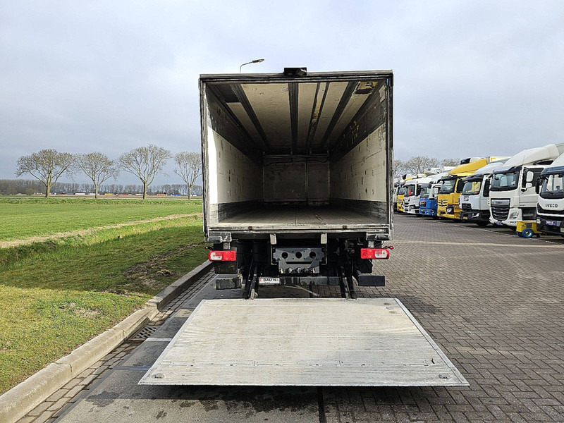 Hűtős teherautó DAF CF 450 6X2 FAN CARRIER 950: 13 kép.