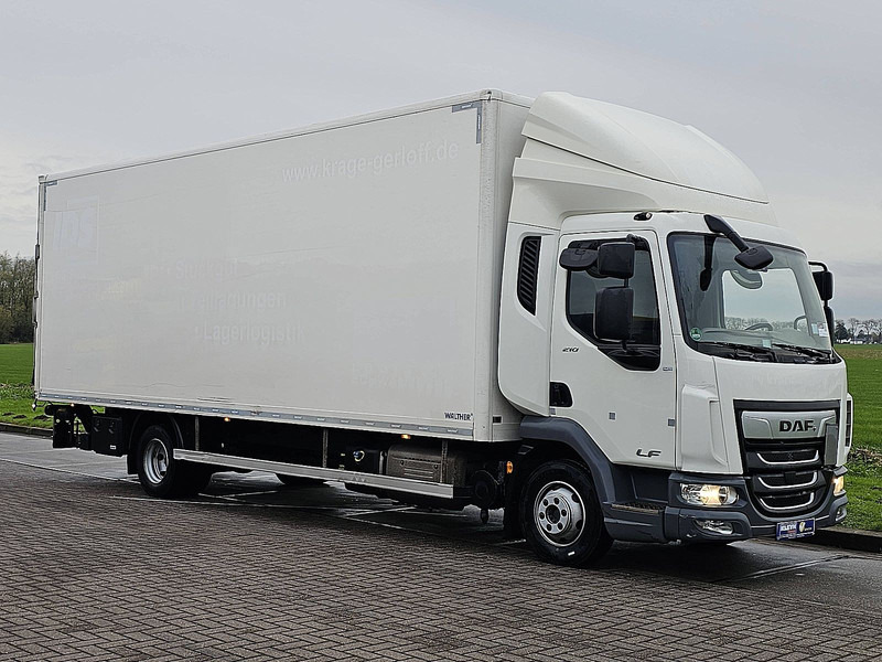 DAF LF 210 08 T - Dobozos felépítményű teherautó: 5 kép. DAF LF 210 08 T - Dobozos felépítményű teherautó: 5 kép.