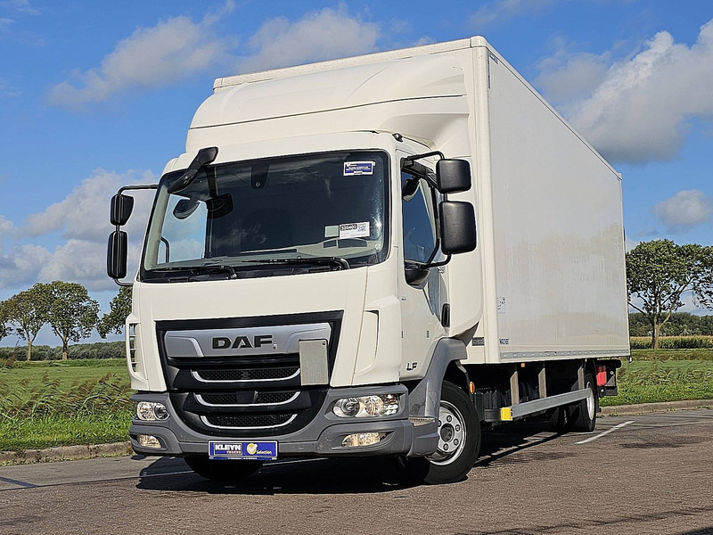 DAF LF 210 7.49T LIFT NAVI CAM. - Dobozos felépítményű teherautó: 1 kép. DAF LF 210 7.49T LIFT NAVI CAM. - Dobozos felépítményű teherautó: 1 kép.