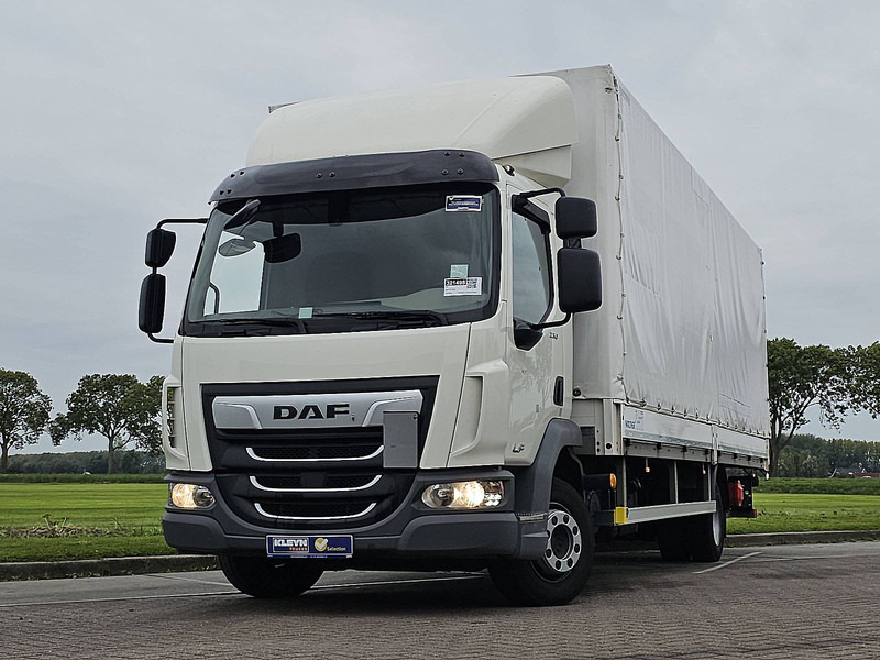DAF LF 230 7,5T Gvw - Ponyvás teherautó: 1 kép. DAF LF 230 7,5T Gvw - Ponyvás teherautó: 1 kép.
