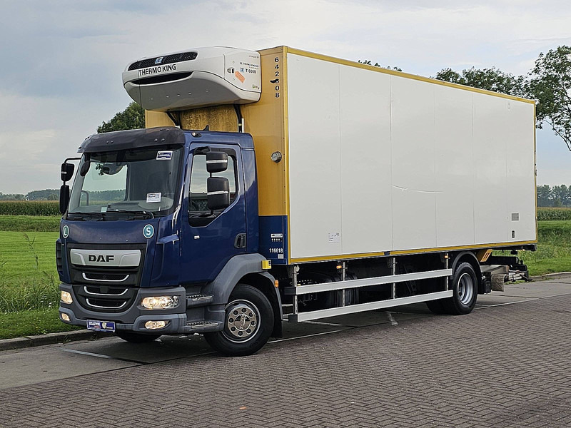DAF LF 260 16T, ATP - Hűtős teherautó: 2 kép. DAF LF 260 16T, ATP - Hűtős teherautó: 2 kép.