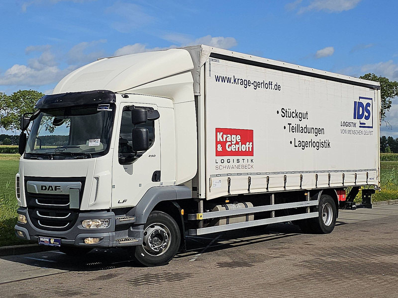 DAF LF 290 16T - Ponyvás teherautó: 2 kép. DAF LF 290 16T - Ponyvás teherautó: 2 kép.