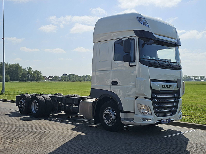 DAF XF 480 SSC 6X2 FAR INTARDER - Alvaz teherautó: 5 kép. DAF XF 480 SSC 6X2 FAR INTARDER - Alvaz teherautó: 5 kép.