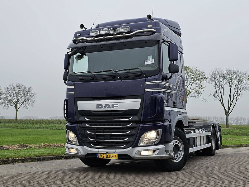 DAF XF 510 6X2 FAN STEERAXLE - Teherautó - kábelrendszer: 1 kép. DAF XF 510 6X2 FAN STEERAXLE - Teherautó - kábelrendszer: 1 kép.
