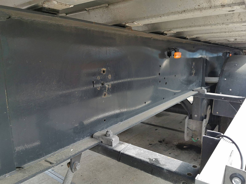 Félpótkocsi billenőplatós Fliegl 50M3 KOMBI DOORS: 9 kép.