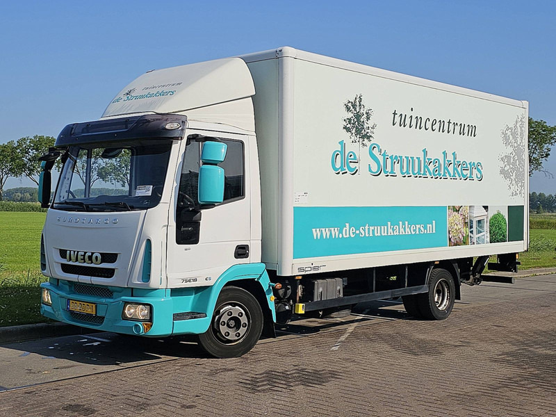 Iveco 75E18 EUROCARGO MANUAL LIFT 3 SEATS - Dobozos felépítményű teherautó: 2 kép. Iveco 75E18 EUROCARGO MANUAL LIFT 3 SEATS - Dobozos felépítményű teherautó: 2 kép.