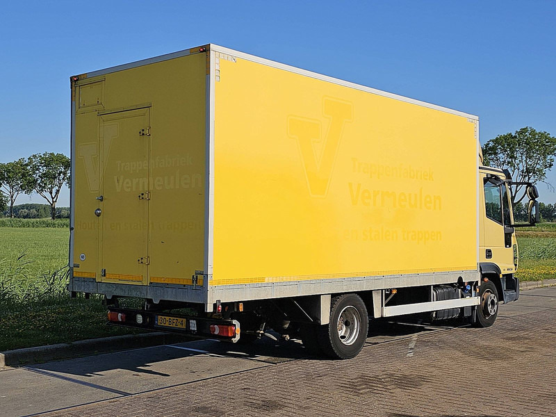Iveco 80E16 EUROCARGO - Dobozos felépítményű teherautó: 3 kép. Iveco 80E16 EUROCARGO - Dobozos felépítményű teherautó: 3 kép.