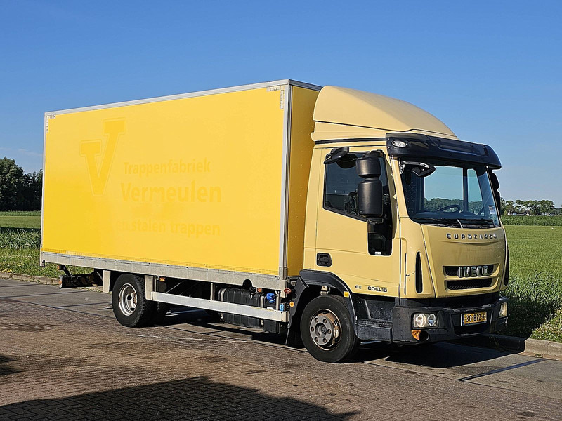Iveco 80E16 EUROCARGO MANUAL AIRCO - Dobozos felépítményű teherautó: 5 kép. Iveco 80E16 EUROCARGO MANUAL AIRCO - Dobozos felépítményű teherautó: 5 kép.