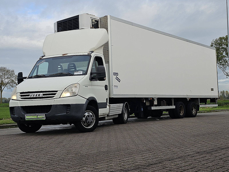 Iveco Daily 40C18 - Hűtős kisteherautó: 1 kép. Iveco Daily 40C18 - Hűtős kisteherautó: 1 kép.