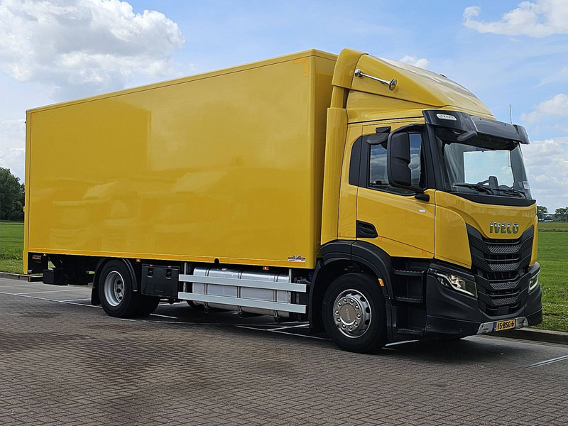 Iveco S-WAY AD190S33 2 TONS KLEP MULDER - Dobozos felépítményű teherautó: 5 kép. Iveco S-WAY AD190S33 2 TONS KLEP MULDER - Dobozos felépítményű teherautó: 5 kép.
