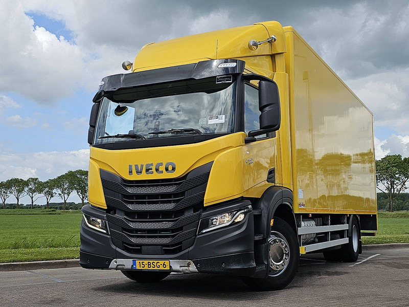 Iveco S-WAY AD190S33 TAILLIFT AIRCO - Dobozos felépítményű teherautó: 1 kép. Iveco S-WAY AD190S33 TAILLIFT AIRCO - Dobozos felépítményű teherautó: 1 kép.