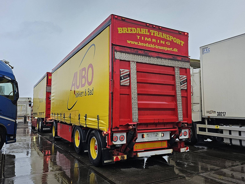 Kelberg SVF 3 AXLE TAILLIFT - Ponyvás pótkocsi: 5 kép. Kelberg SVF 3 AXLE TAILLIFT - Ponyvás pótkocsi: 5 kép.