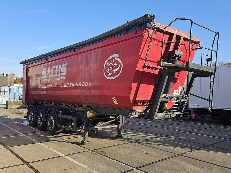 Kempf SKM 35/3 SCHROTT - Félpótkocsi billenőplatós: 3 kép. Kempf SKM 35/3 SCHROTT - Félpótkocsi billenőplatós: 3 kép.