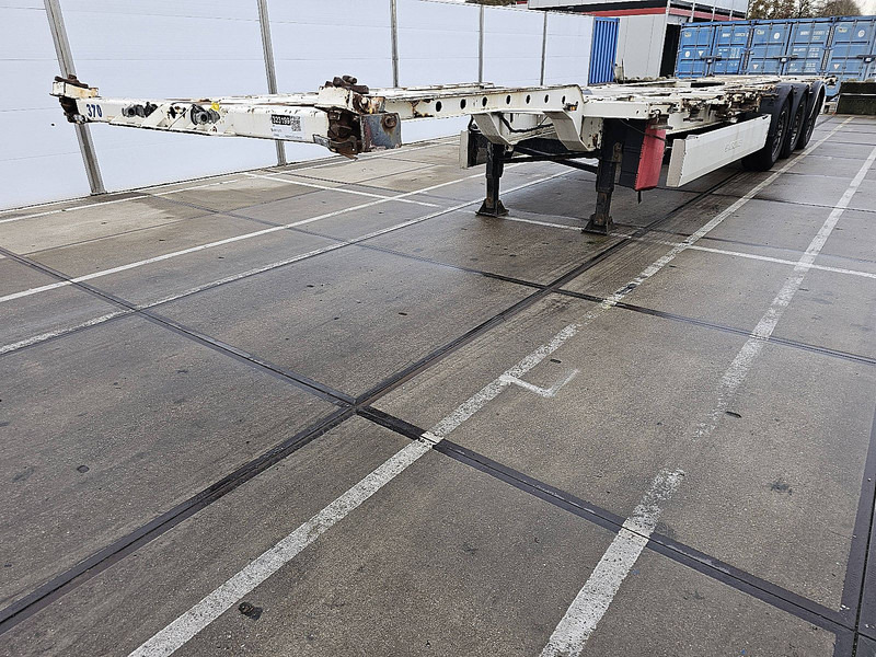 Krone SD - Félpótkocsi cserefelépítményes: 1 kép. Krone SD - Félpótkocsi cserefelépítményes: 1 kép.