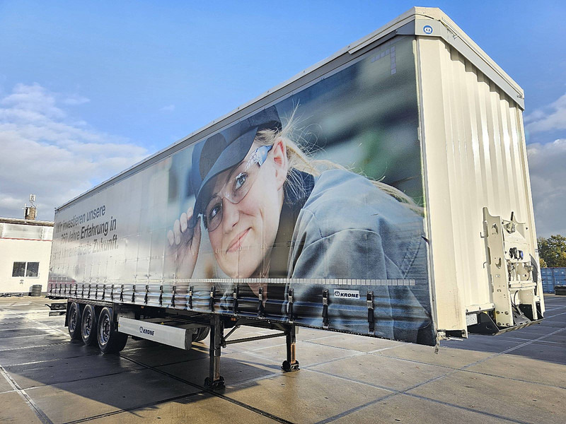 Krone SD SAF LIFTAXLE CODE XL - Ponyvás félpótkocsi: 3 kép. Krone SD SAF LIFTAXLE CODE XL - Ponyvás félpótkocsi: 3 kép.