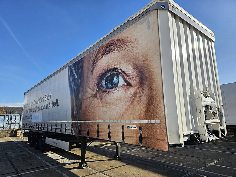 Krone SD SAF LIFTAXLE CODE XL - Ponyvás félpótkocsi: 3 kép. Krone SD SAF LIFTAXLE CODE XL - Ponyvás félpótkocsi: 3 kép.