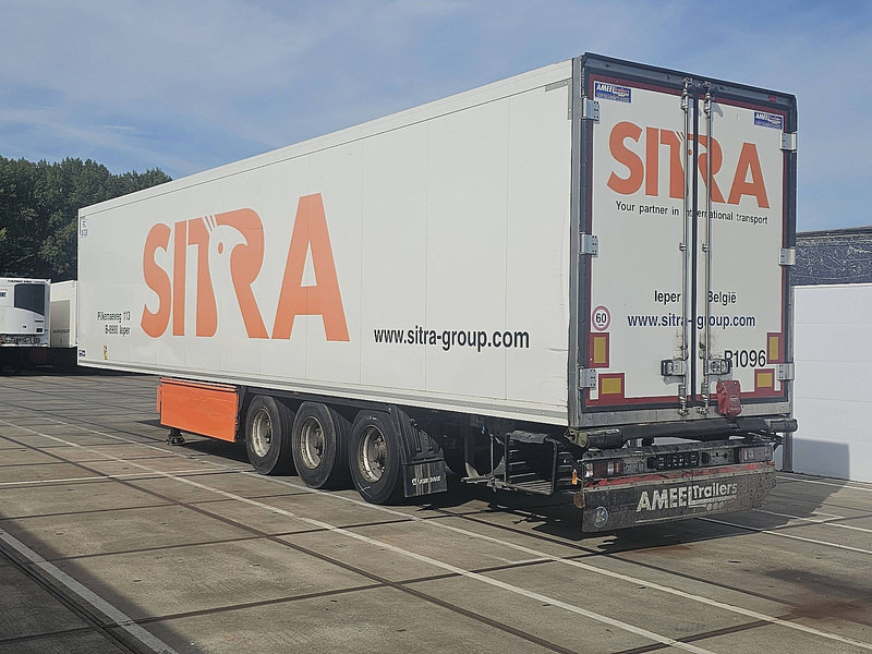 Krone THERMOKING - Félpótkocsi hűtős: 5 kép. Krone THERMOKING - Félpótkocsi hűtős: 5 kép.