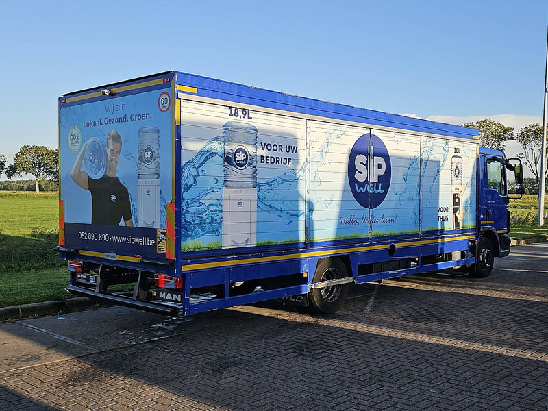 MAN 12.190 TGL AIRCO 3 SEATS NAVI - Dobozos felépítményű teherautó: 3 kép. MAN 12.190 TGL AIRCO 3 SEATS NAVI - Dobozos felépítményű teherautó: 3 kép.