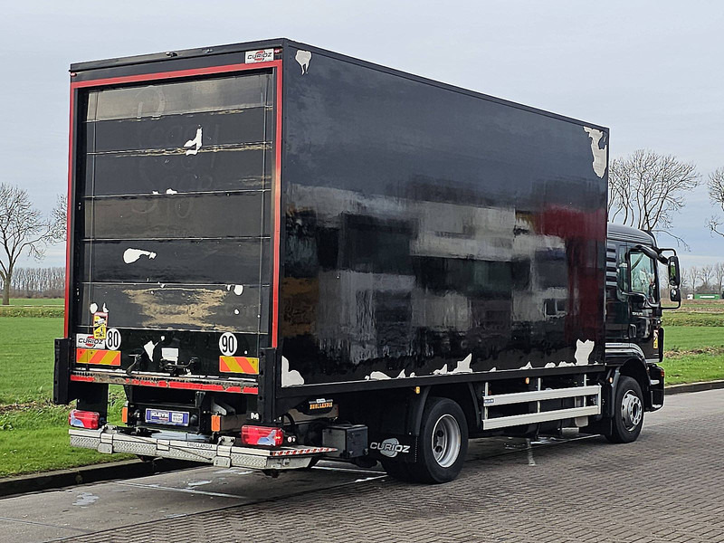 MAN 12.290 TGM LX LIFT 55 TKM - Dobozos felépítményű teherautó: 3 kép. MAN 12.290 TGM LX LIFT 55 TKM - Dobozos felépítményű teherautó: 3 kép.