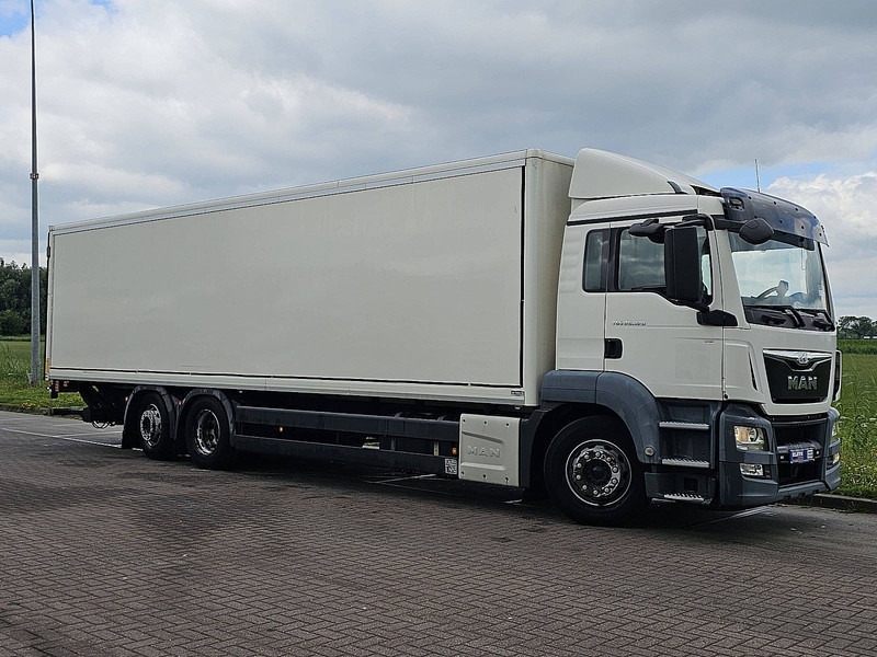 MAN 26.320 TGS 6X2-4 LL TAILLIFT - Dobozos felépítményű teherautó: 5 kép. MAN 26.320 TGS 6X2-4 LL TAILLIFT - Dobozos felépítményű teherautó: 5 kép.