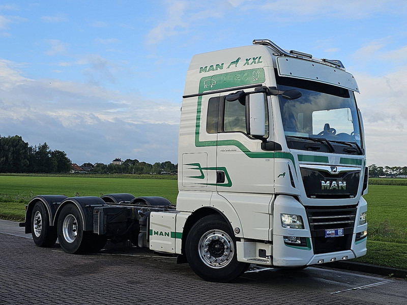 MAN 26.500 TGX XXL 6X2-4 LL WB420 - Alvaz teherautó: 5 kép. MAN 26.500 TGX XXL 6X2-4 LL WB420 - Alvaz teherautó: 5 kép.