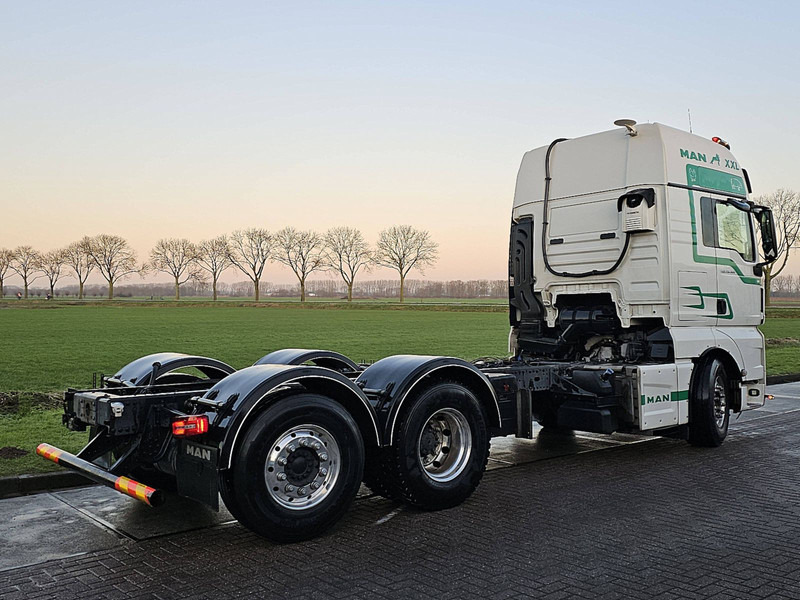 MAN 26.500 TGX XXL 6X2-4 LL WB420 - Alvaz teherautó: 3 kép. MAN 26.500 TGX XXL 6X2-4 LL WB420 - Alvaz teherautó: 3 kép.