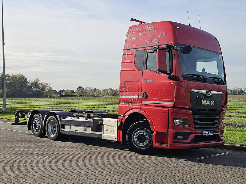 MAN 26.510 TGX GX 6X2 INTARDER - Cserefelépítményes teherautó: 5 kép. MAN 26.510 TGX GX 6X2 INTARDER - Cserefelépítményes teherautó: 5 kép.