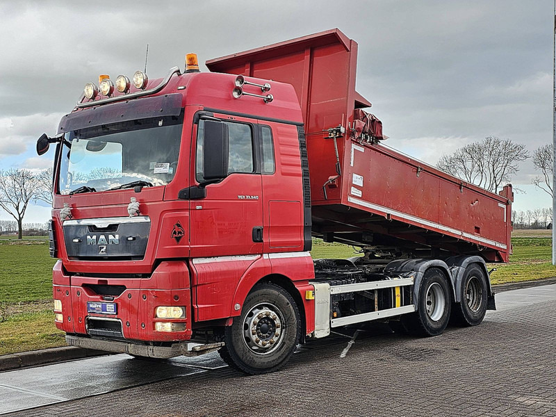 MAN 33.540 TGX 6X4 TIPPER TRACTOR - Billenőplatós teherautó: 2 kép. MAN 33.540 TGX 6X4 TIPPER TRACTOR - Billenőplatós teherautó: 2 kép.