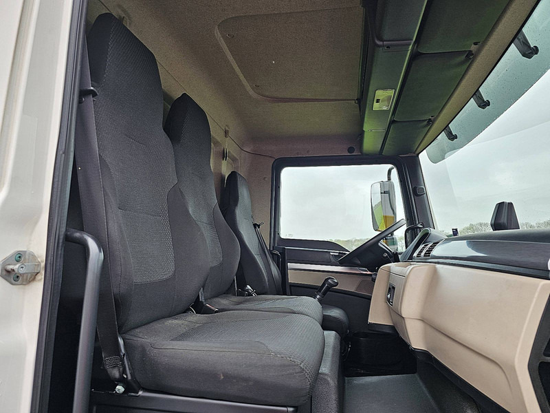 MAN 8.180 TGL SIDE DOOR A/C 3 SEAT lízing MAN 8.180 TGL SIDE DOOR A/C 3 SEAT: 7 kép.