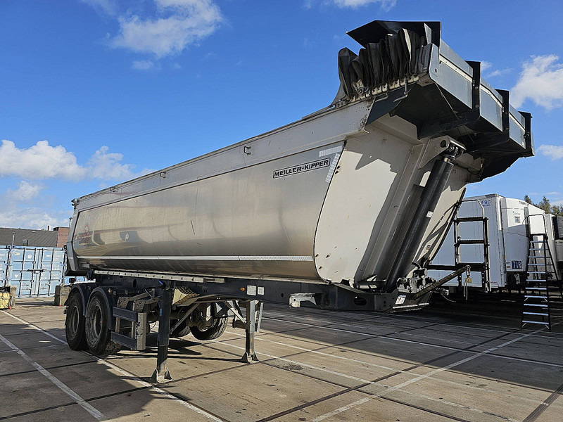 Meiller KISA 2 THERMOISOLIERT - Félpótkocsi billenőplatós: 3 kép. Meiller KISA 2 THERMOISOLIERT - Félpótkocsi billenőplatós: 3 kép.